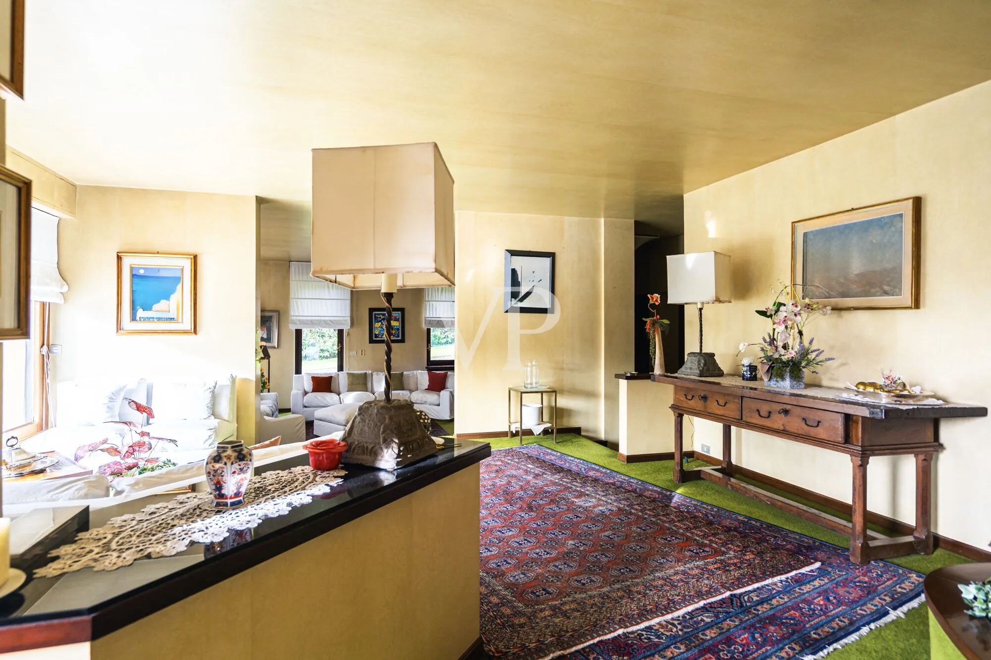 Majestic villa in dominant position with private pool