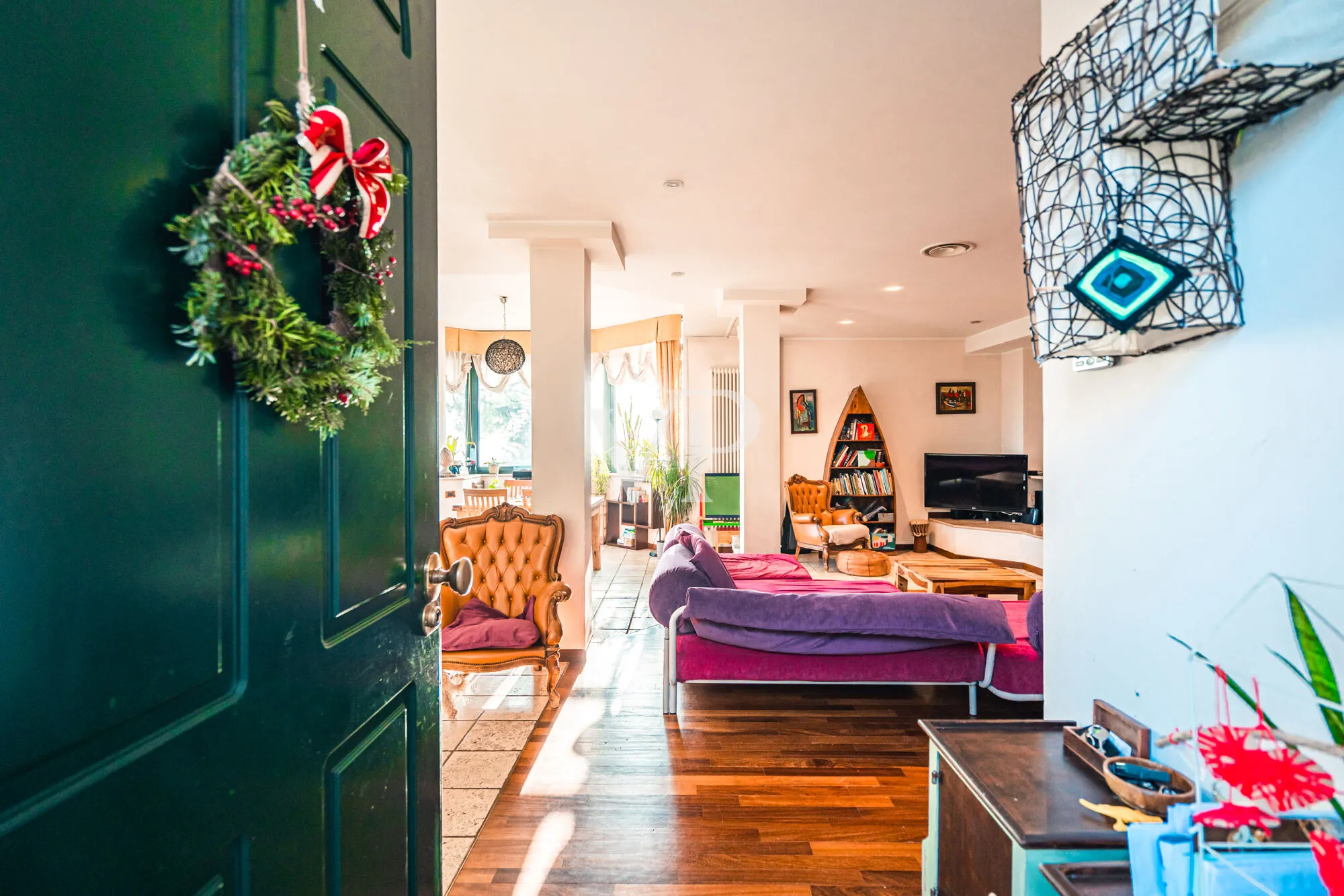 Villa with garden and breathtaking views of the Alps