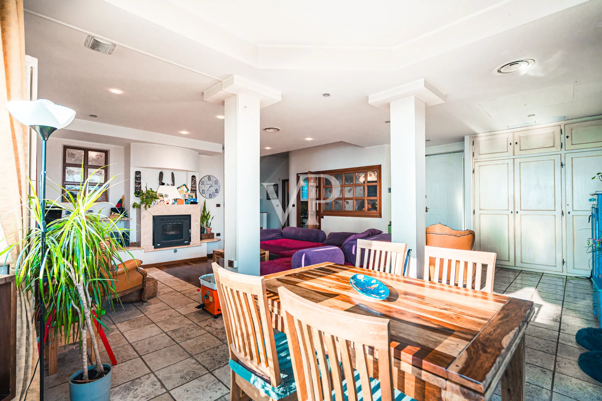 Villa with garden and breathtaking views of the Alps