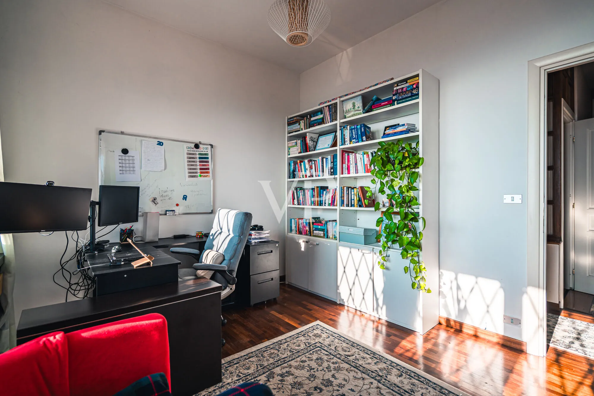 Villa with garden and breathtaking views of the Alps