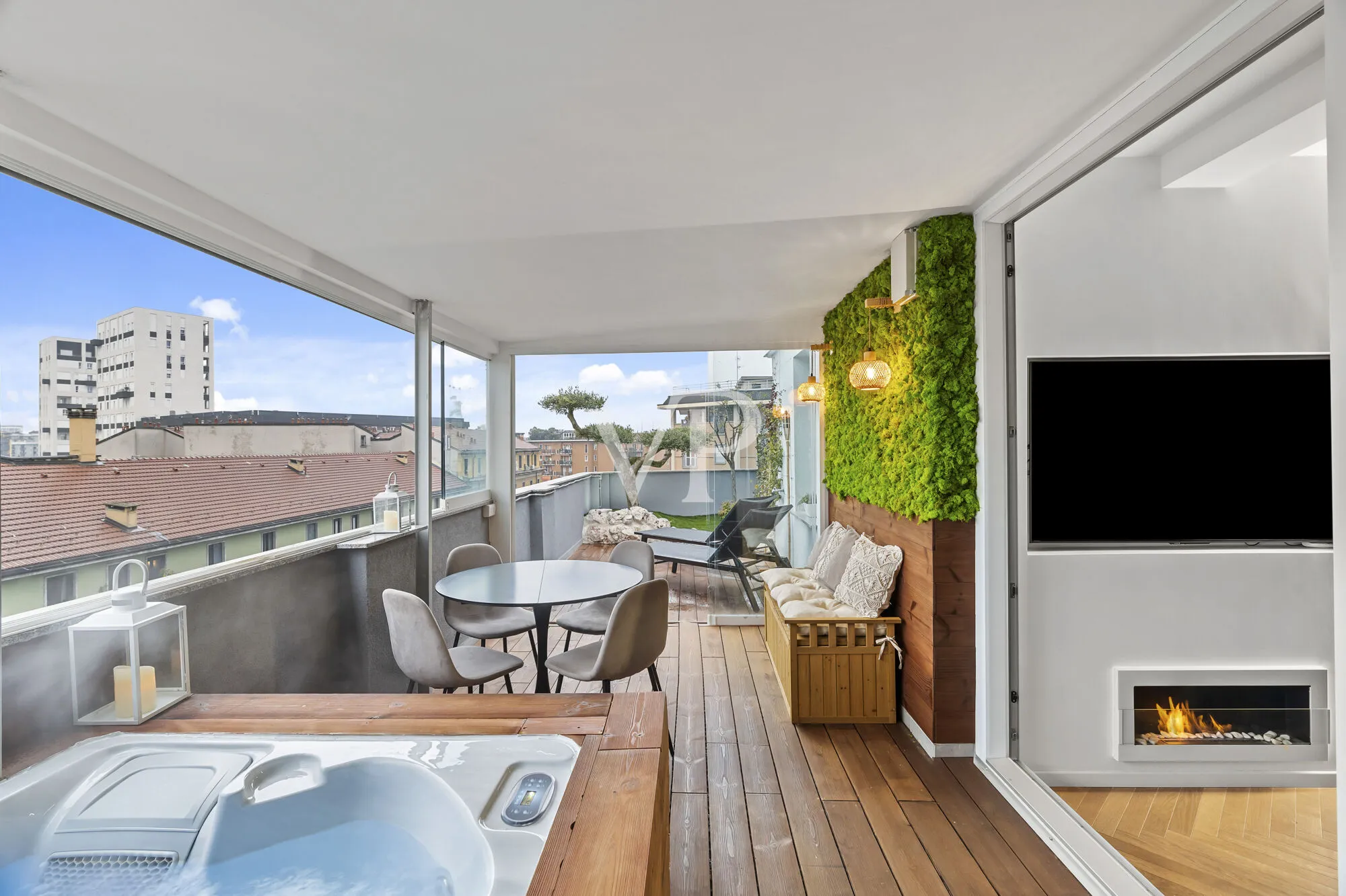 Lovely one-bedroom designer apartment with south-facing terrace