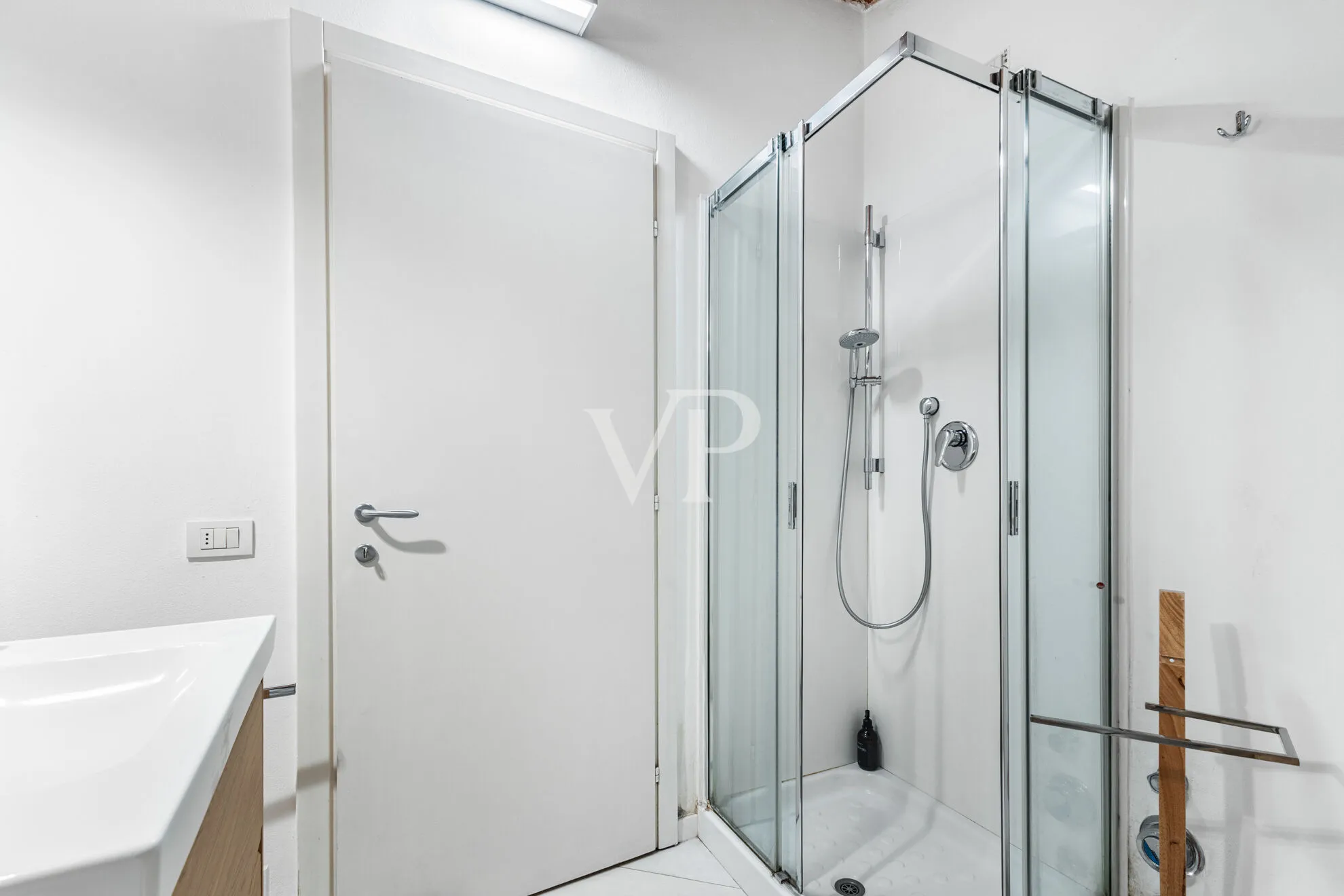 Spacious open space loft completely renovated