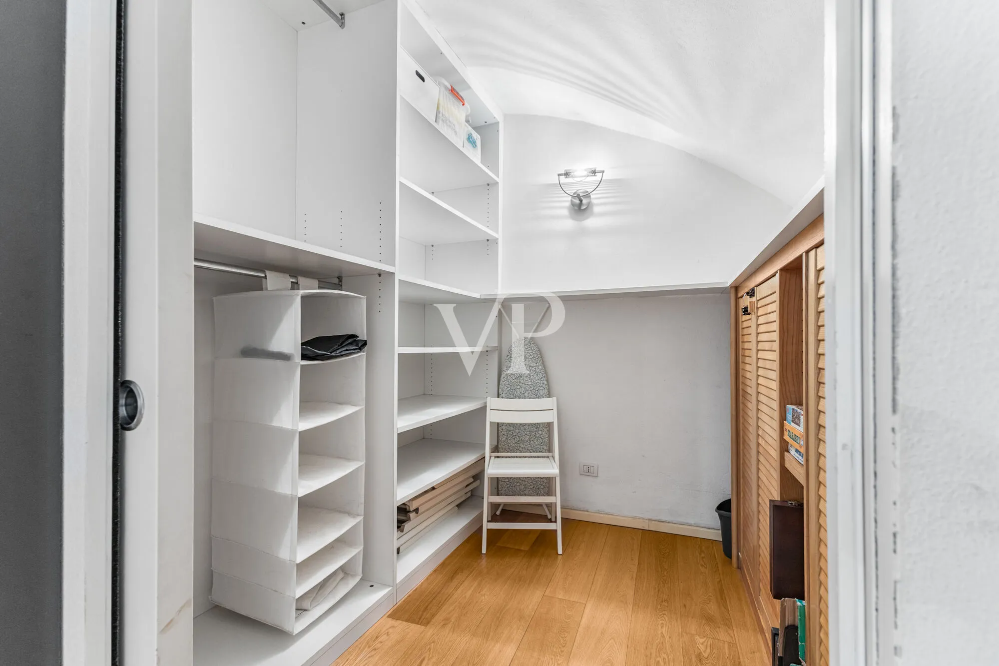 Spacious open space loft completely renovated