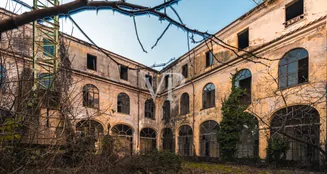 von_poll_real_estate_property_IT261252730_image_36