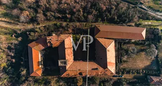 von_poll_real_estate_property_IT261252730_image_113