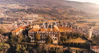 von_poll_real_estate_property_IT261252730_image_115