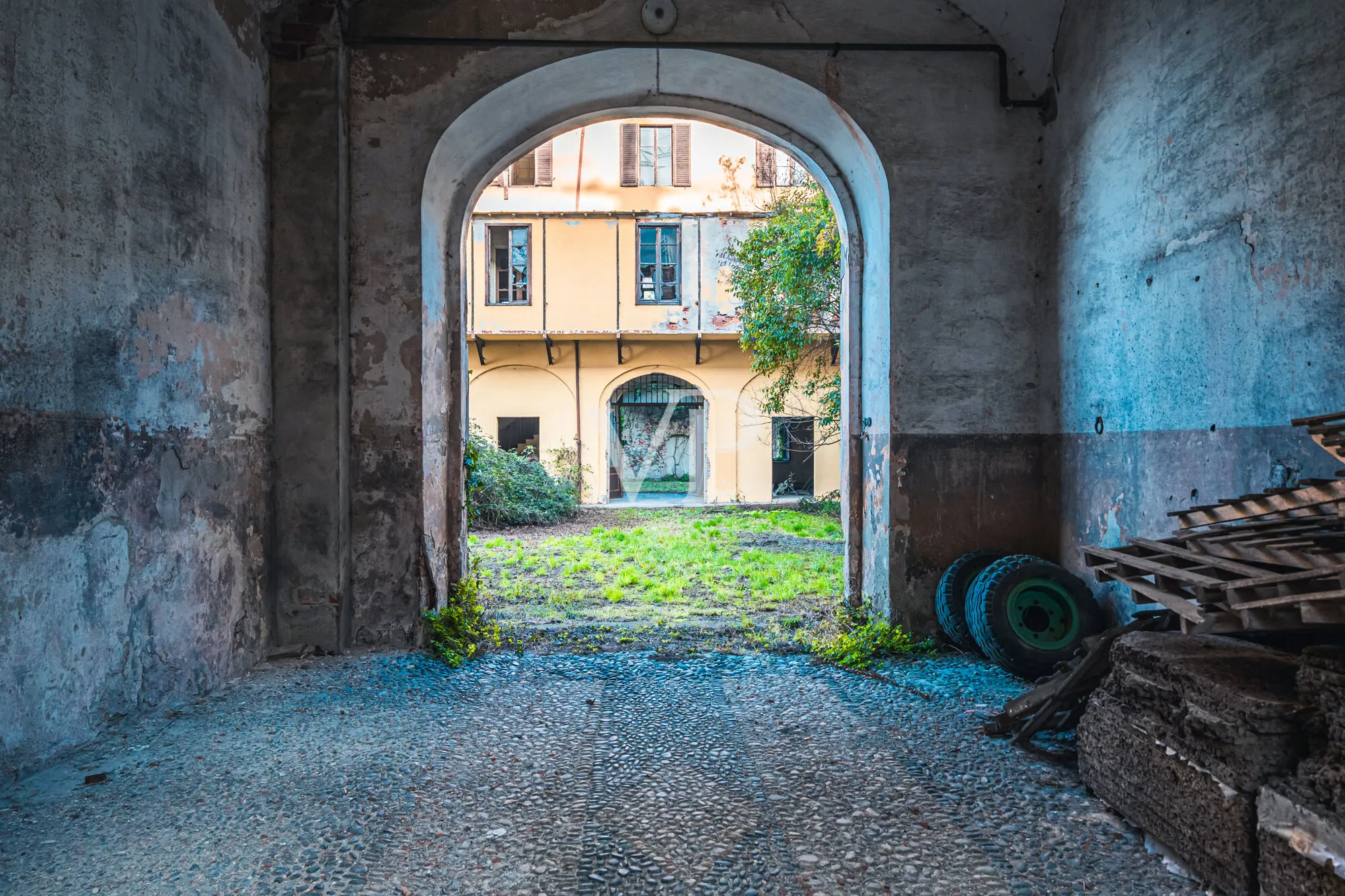 Majestic castle to be rewritten on the Via Francigena