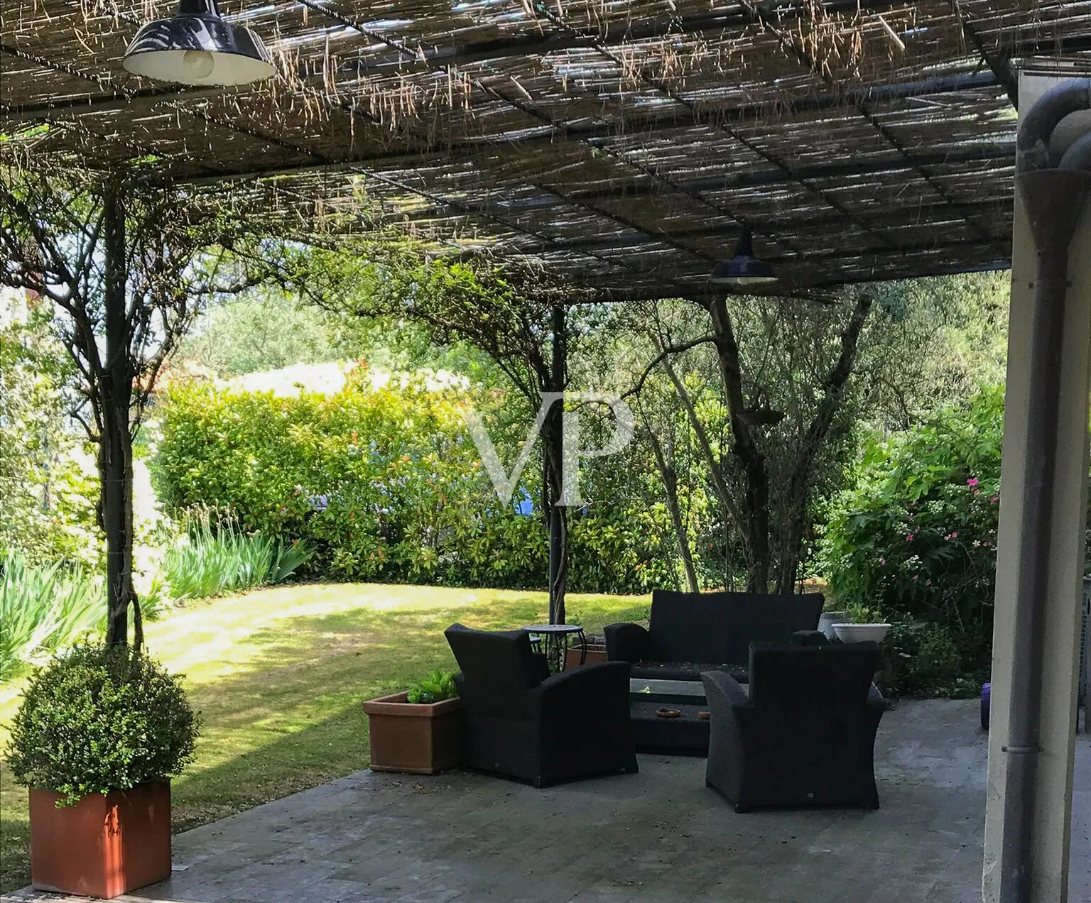 Marignolle - Portion of Villa with Private Garden and Garage