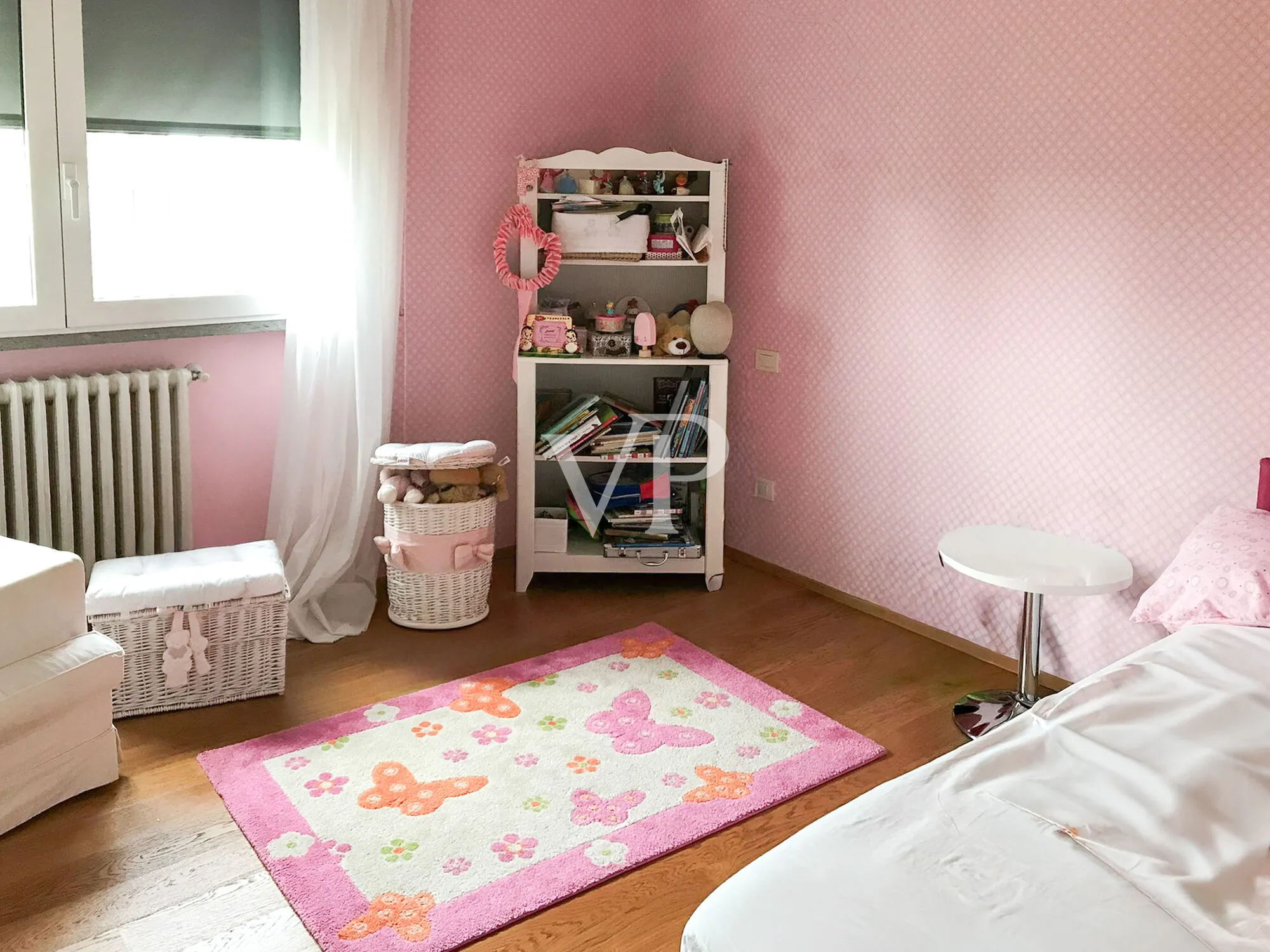 Marignolle - Portion of Villa with Private Garden and Garage