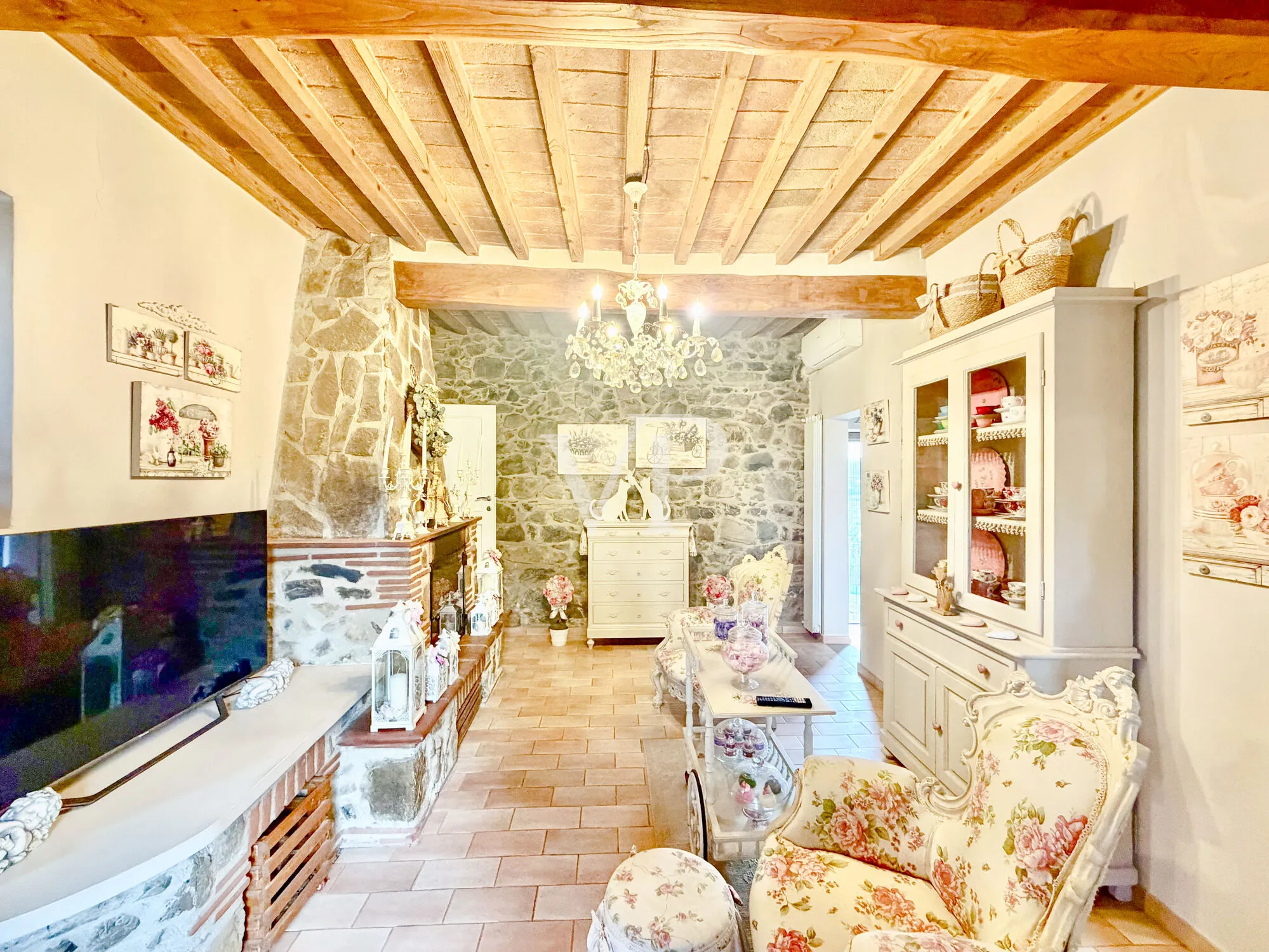 Renovated farmhouse with panoramic views of Massa Marittima and private garden in Tuscan Maremma