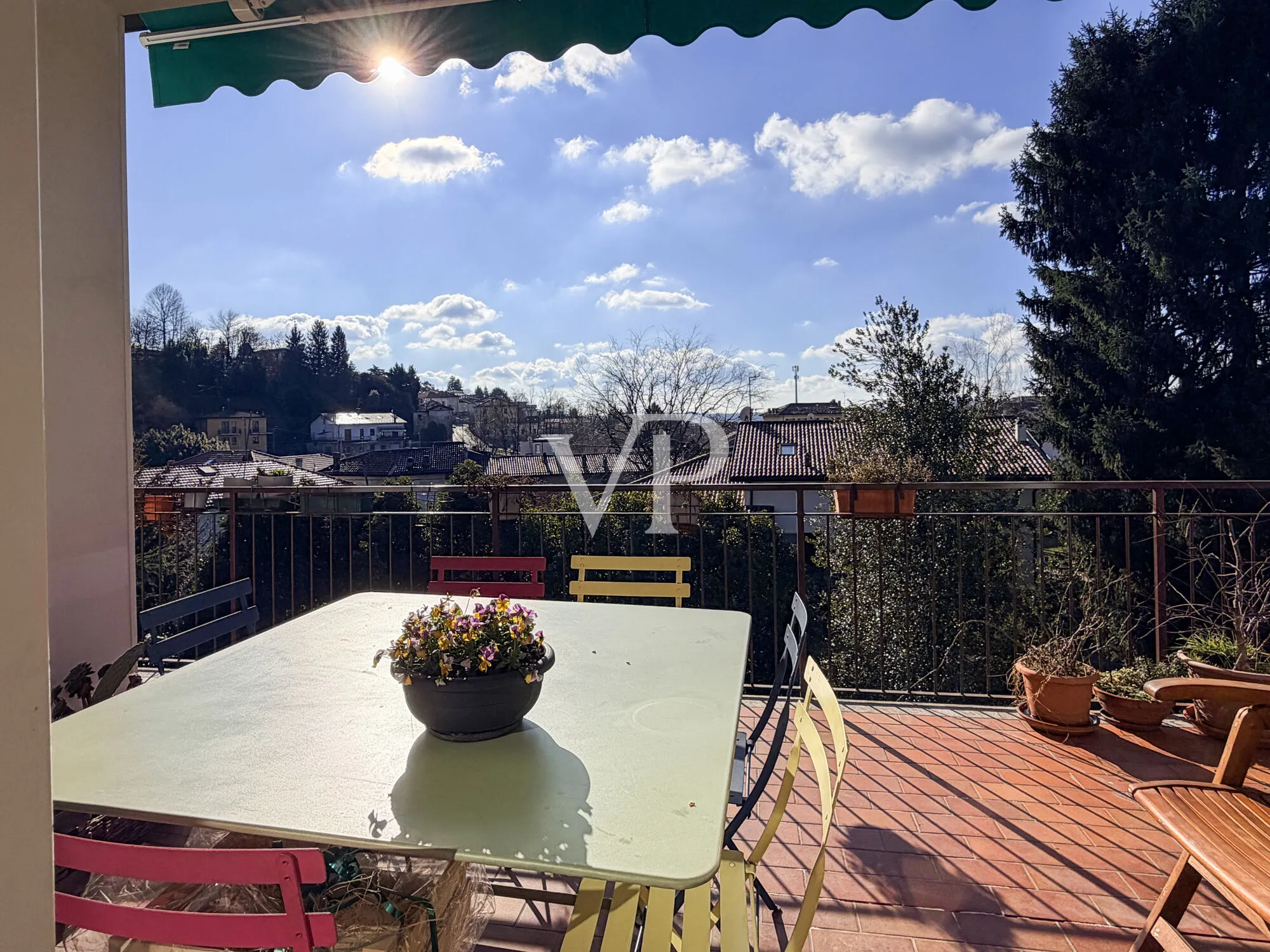 Como Albate Centro - Exclusive villa with garden in central area
