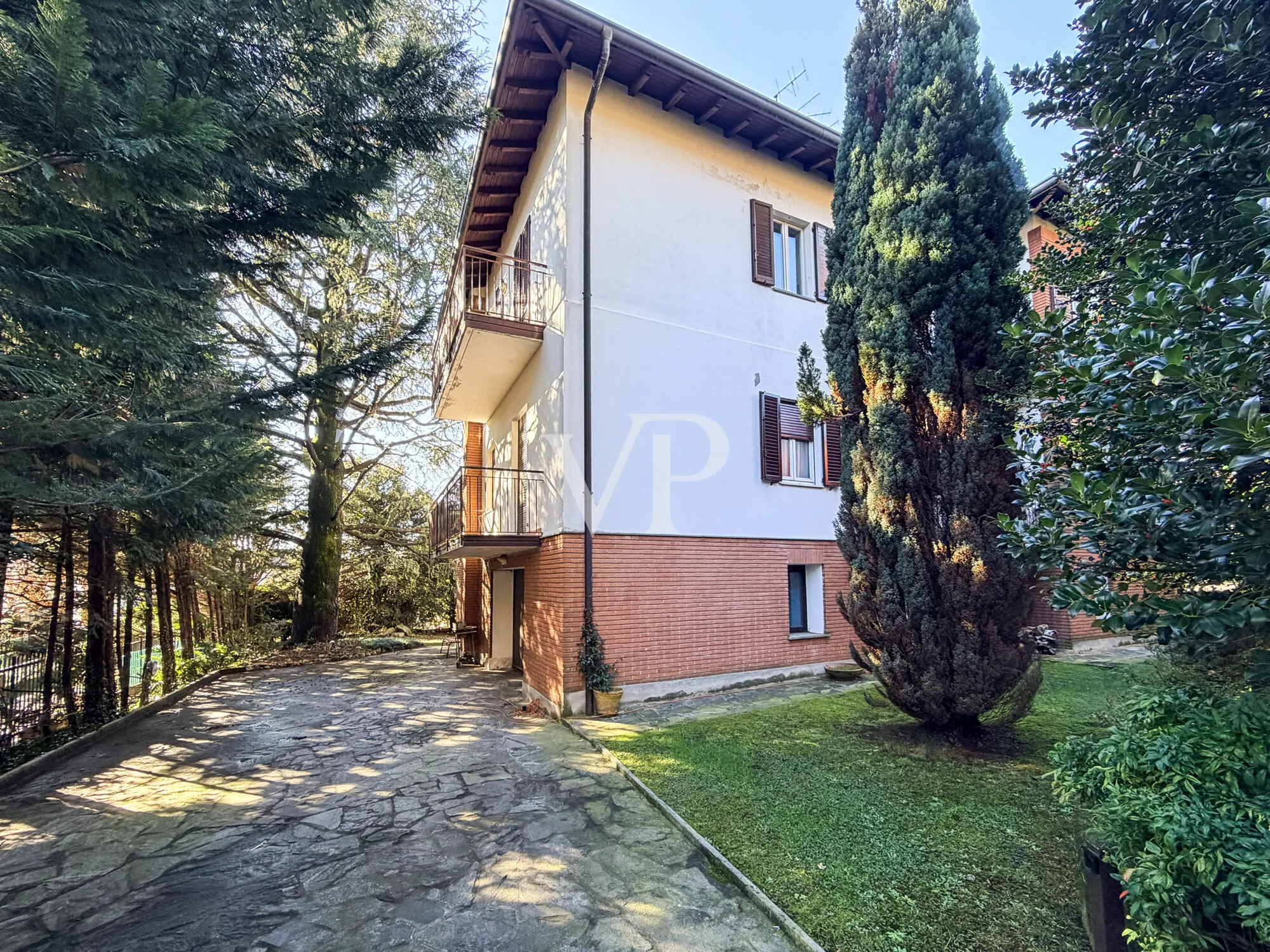 Como Albate Centro - Exclusive villa with garden in central area
