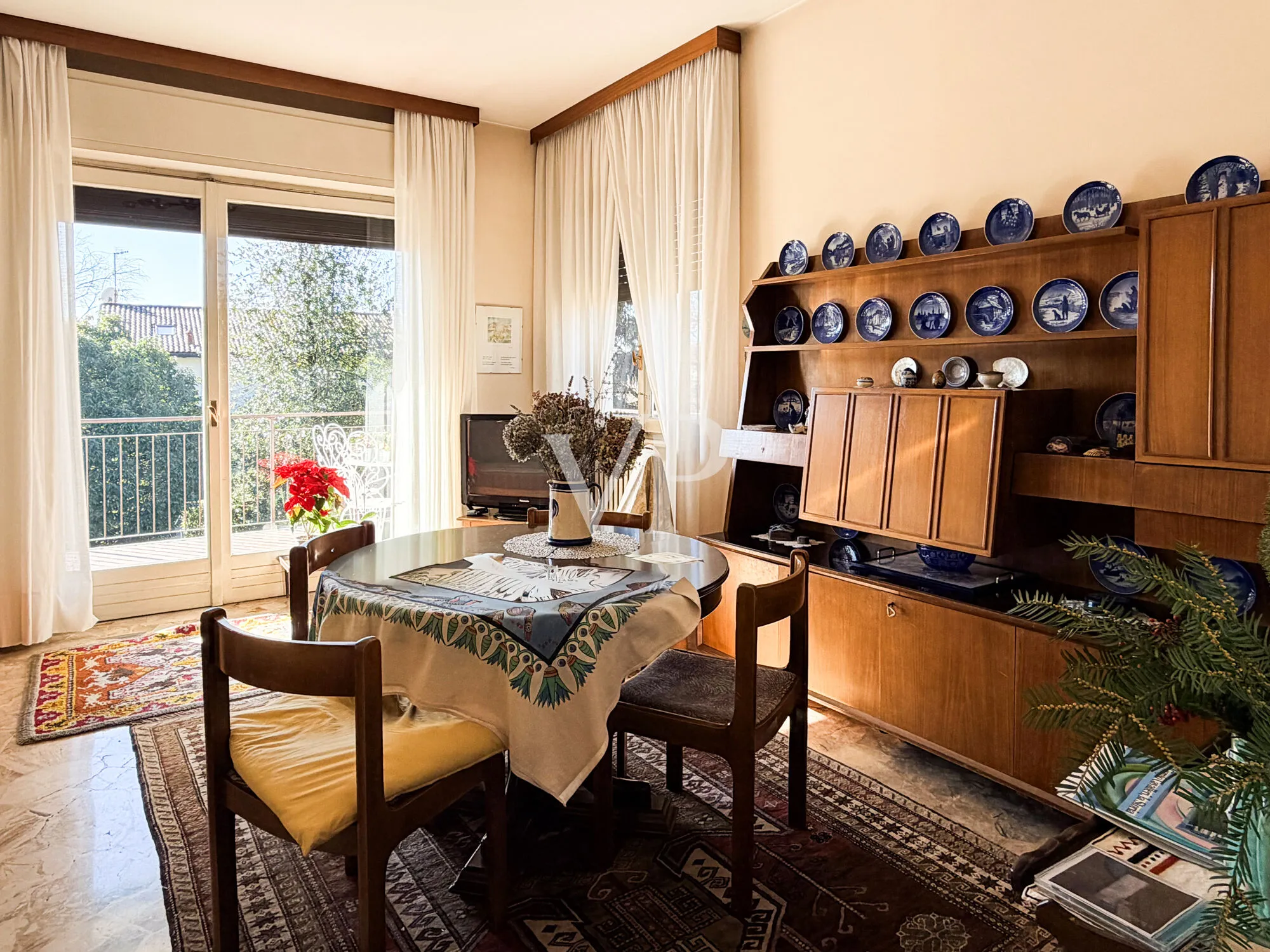 Como Albate Centro - Exclusive villa with garden in central area