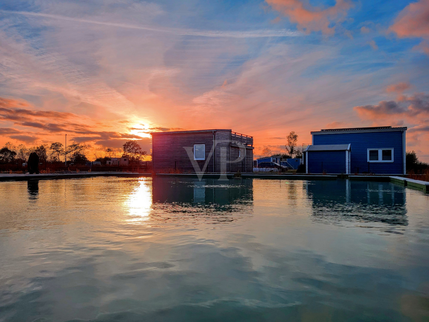 Seitenansicht bei Sonnenuntergang