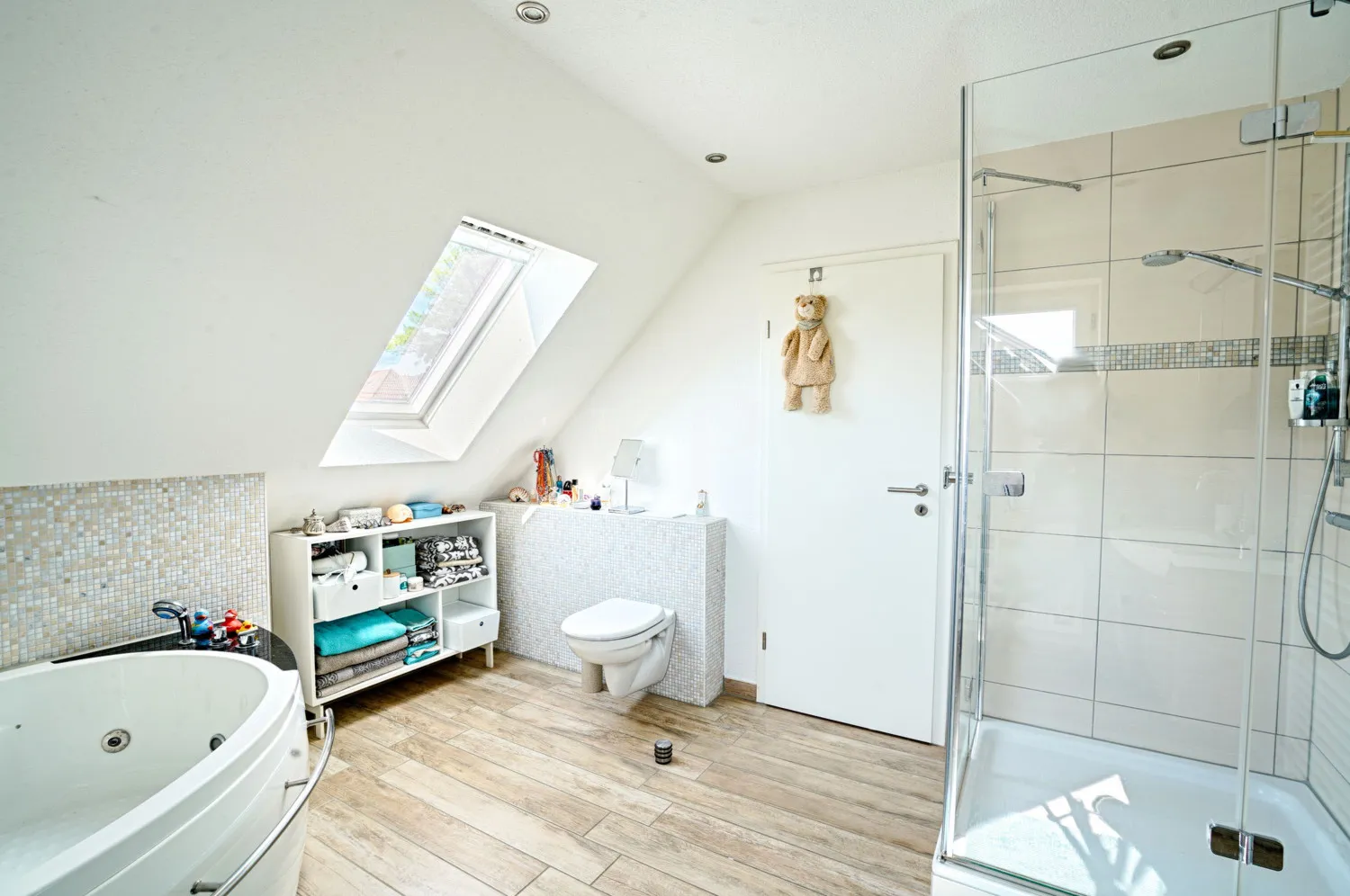 Badezimmer DG