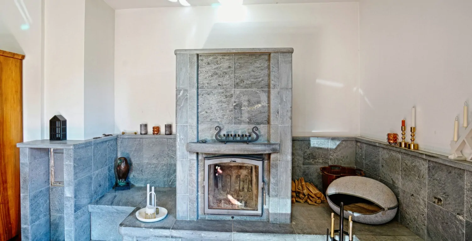 Kamin im Wohnzimmer EG