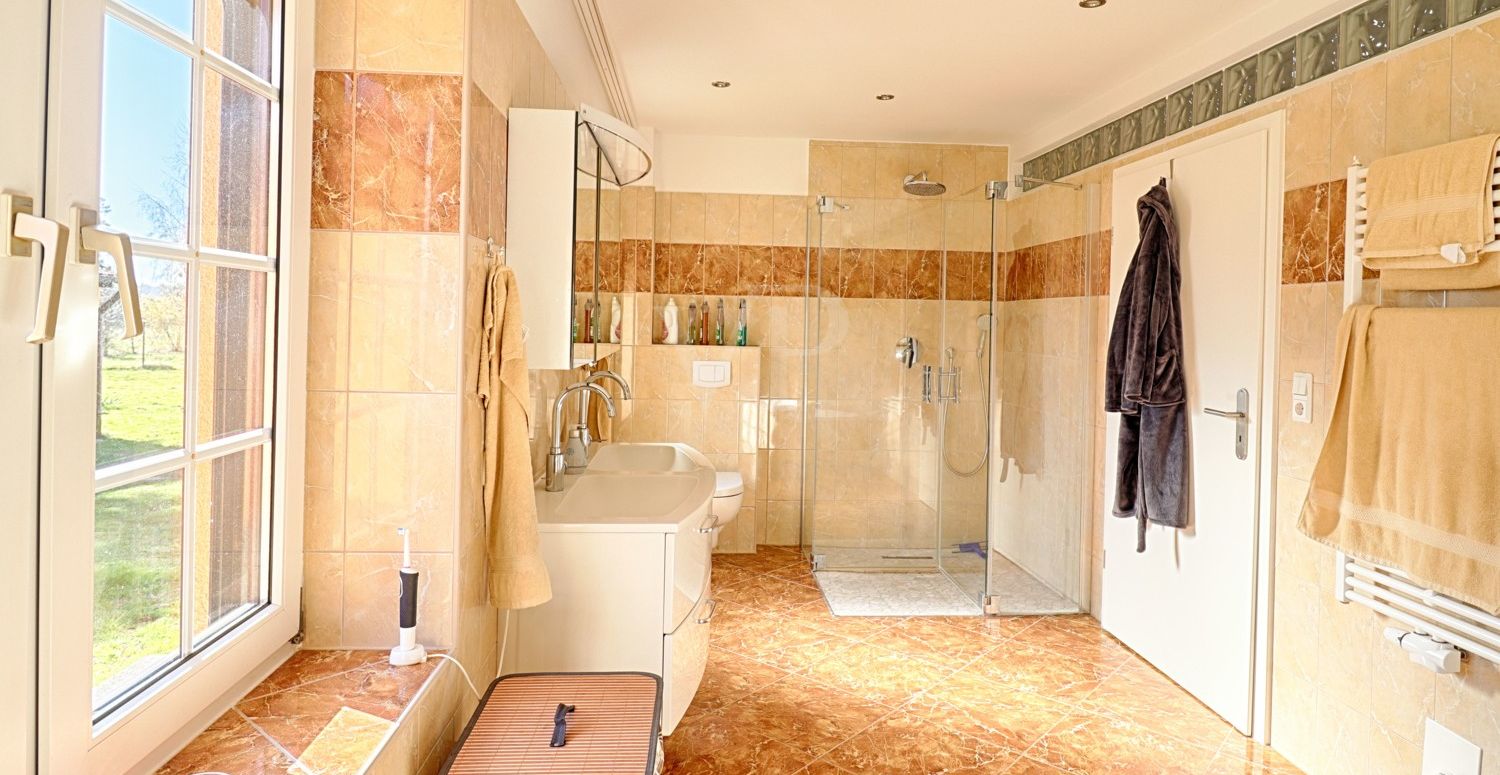 Bad mit Dusche