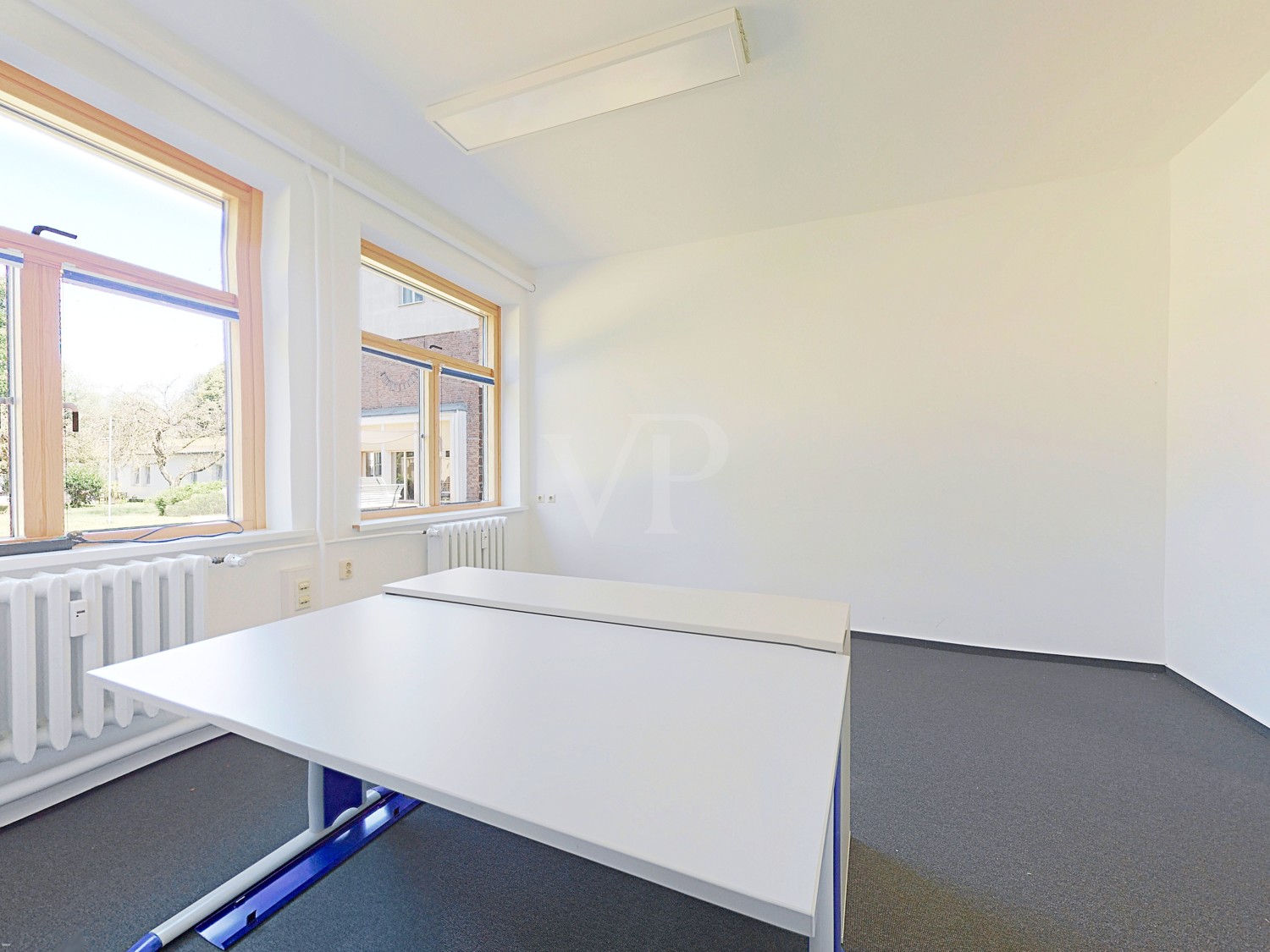 Büro 1