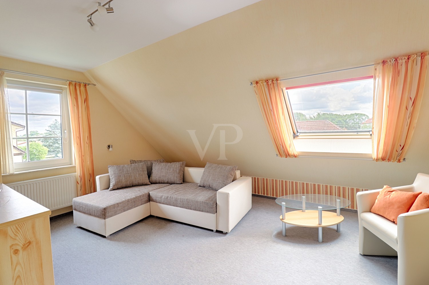 Schlafzimmer DG (2)