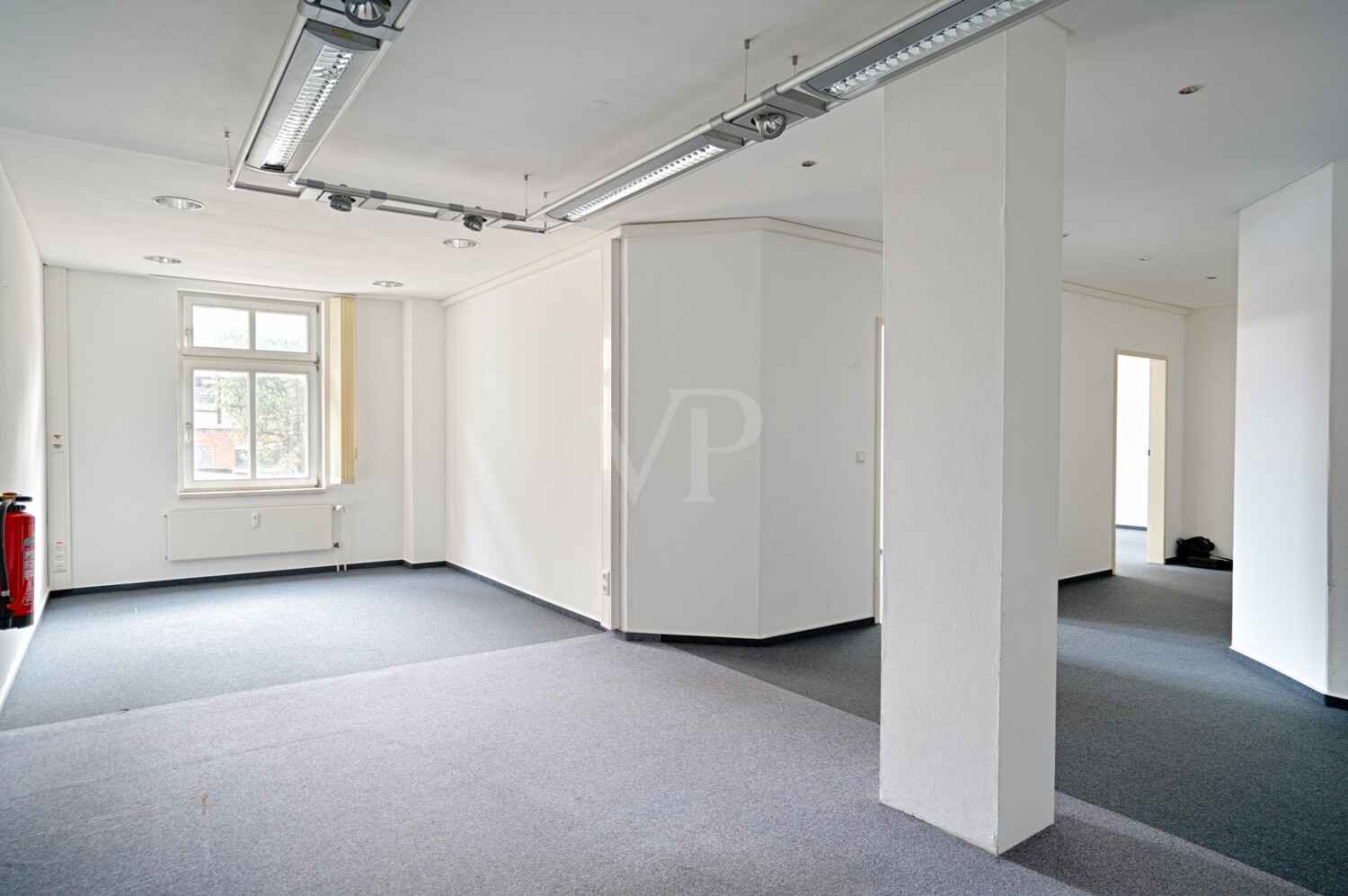 Büro 1