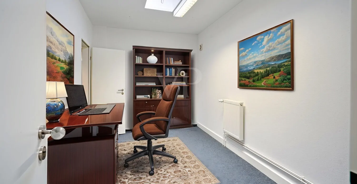 Büro 3 digital möbliert