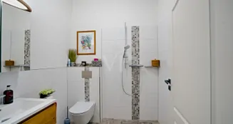 von_poll_real_estate_property_25311060_image_22