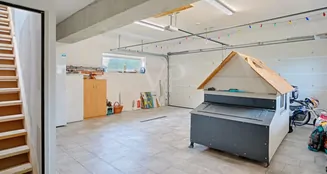 von_poll_real_estate_property_25311060_image_24