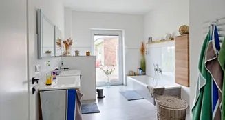 von_poll_real_estate_property_25311060_image_20