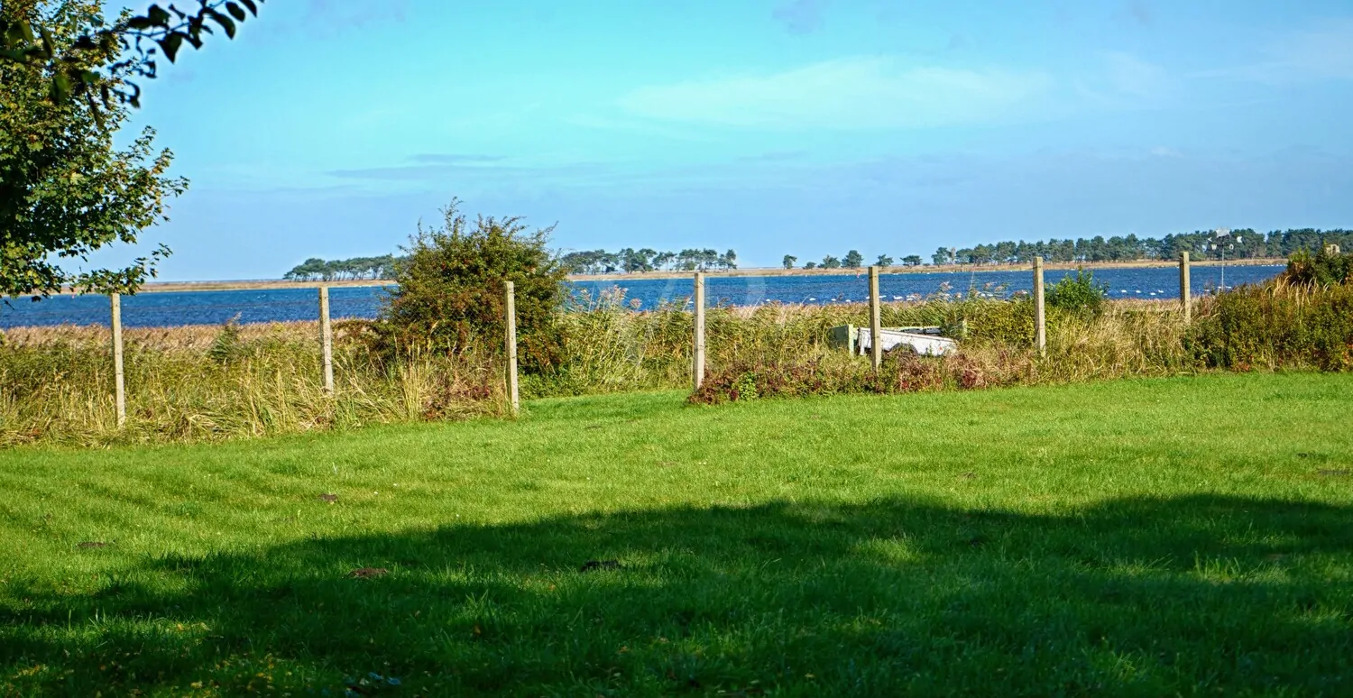 Wasserblick vom Garten