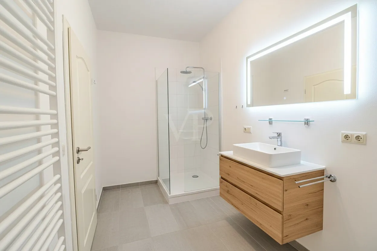 Badezimmer digital möbliert