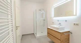 von_poll_real_estate_property_25311081_image_12