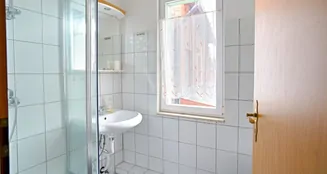 von_poll_real_estate_property_25311072_image_20