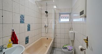 von_poll_real_estate_property_25311072_image_21