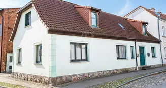 von_poll_real_estate_property_25311072_image_1