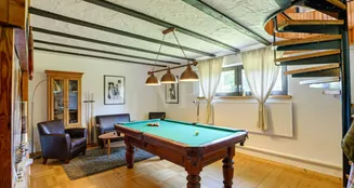 von_poll_real_estate_property_25311076_image_25