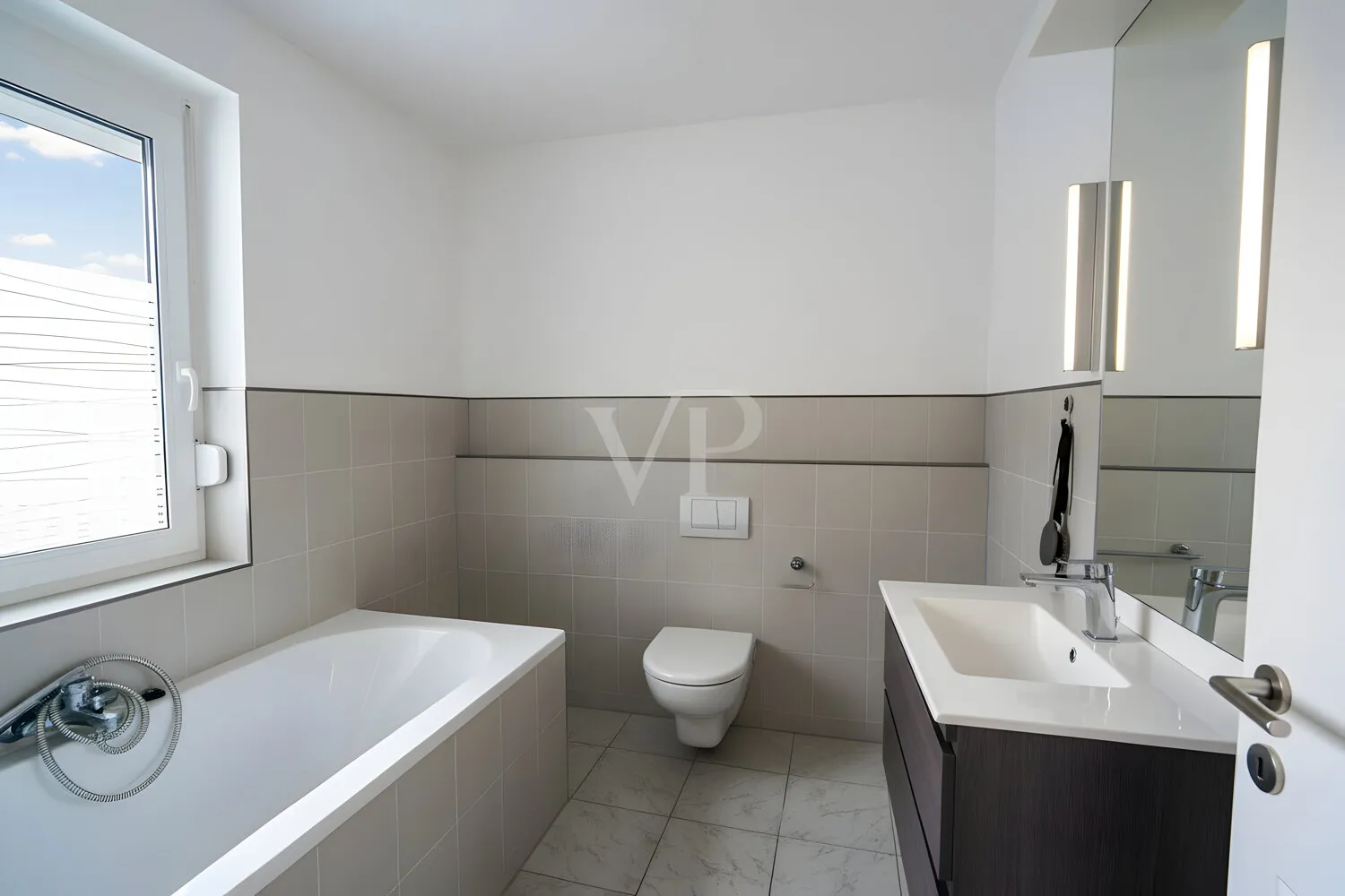 Badezimmer digital möbliert