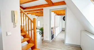 von_poll_real_estate_property_25311113_image_7