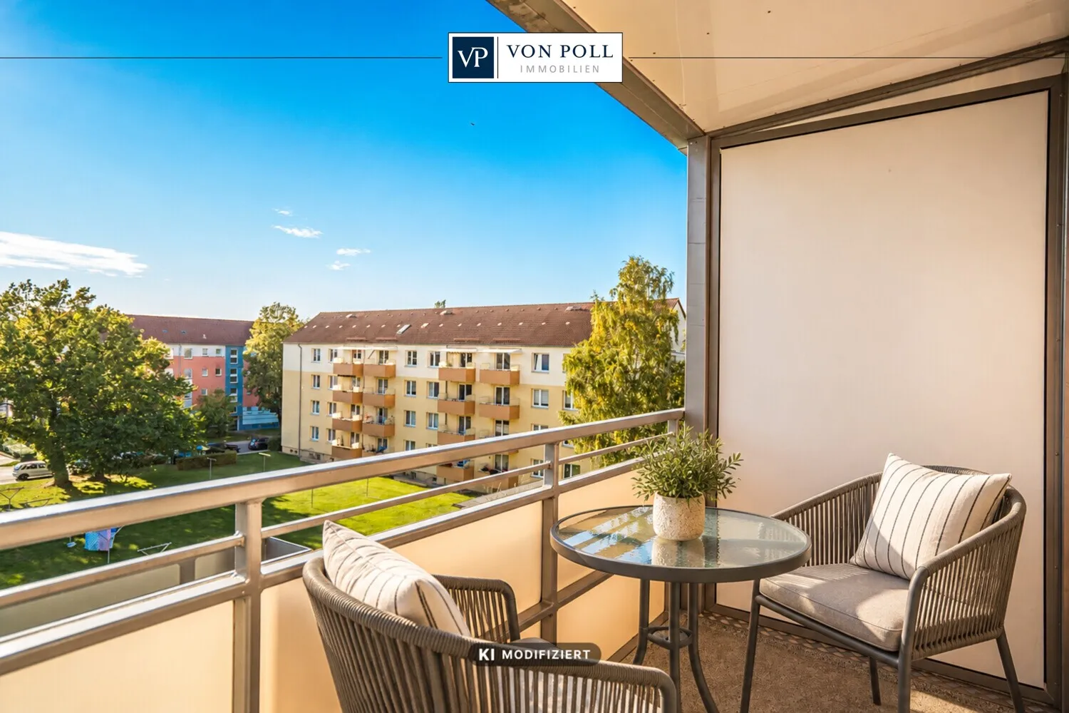 Balkon digital möbliert