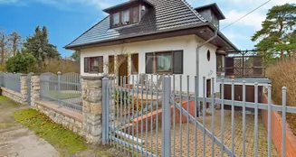 von_poll_real_estate_property_21016018_image_1