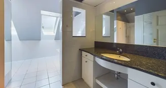 von_poll_real_estate_property_22016033_image_14