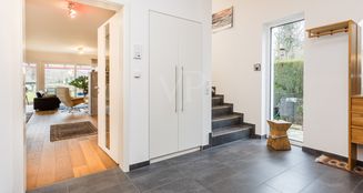 von_poll_real_estate_property_24016030_image_7