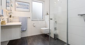 von_poll_real_estate_property_24016030_image_18