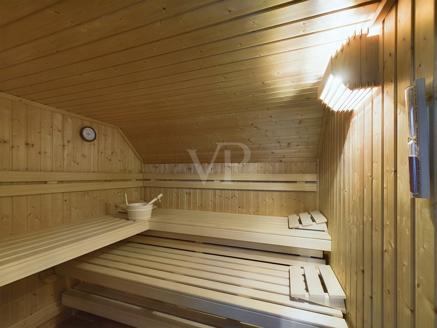 anliegende Sauna am Badezimmer