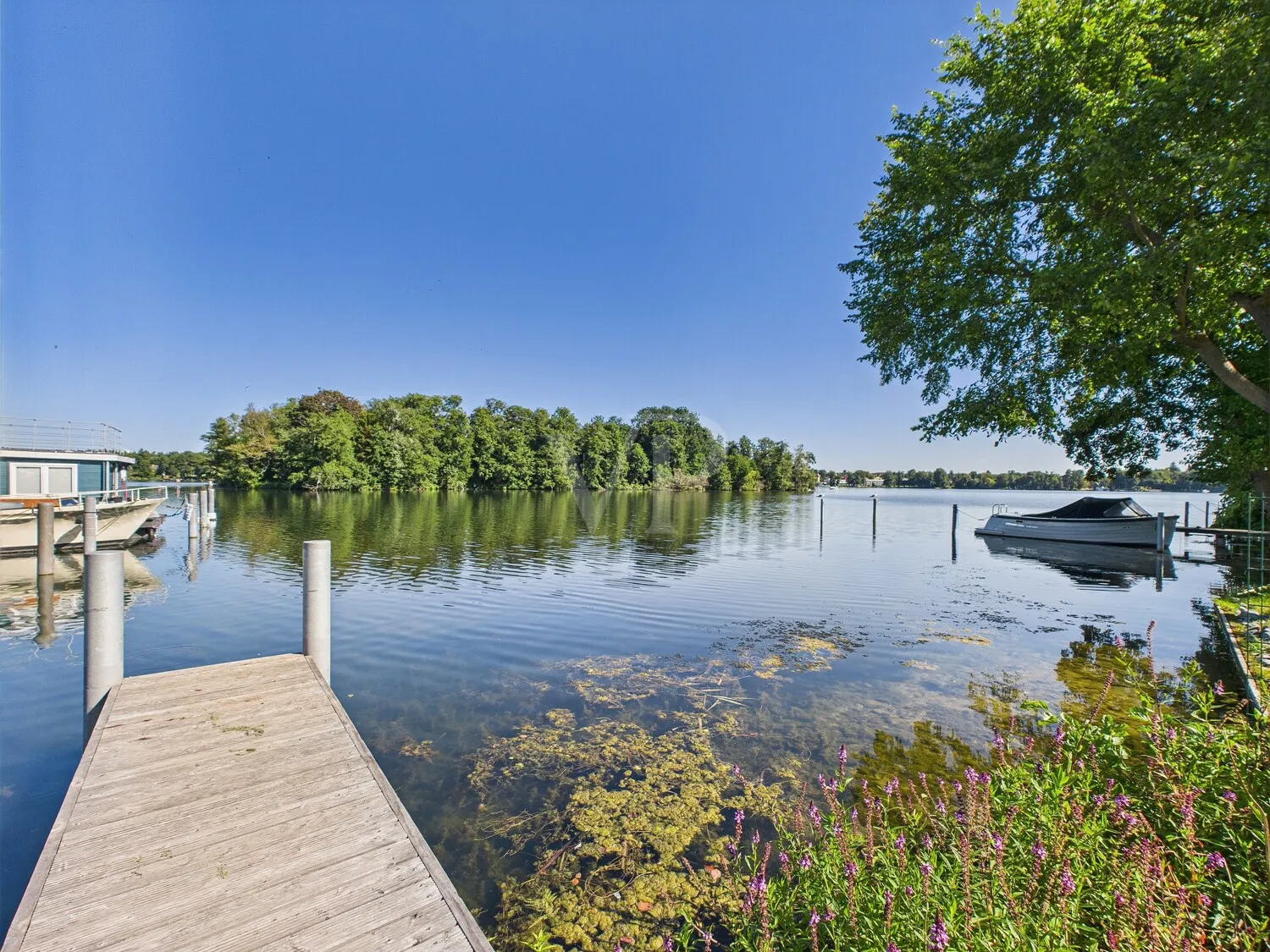 gegenüberliegender Wasserzugang