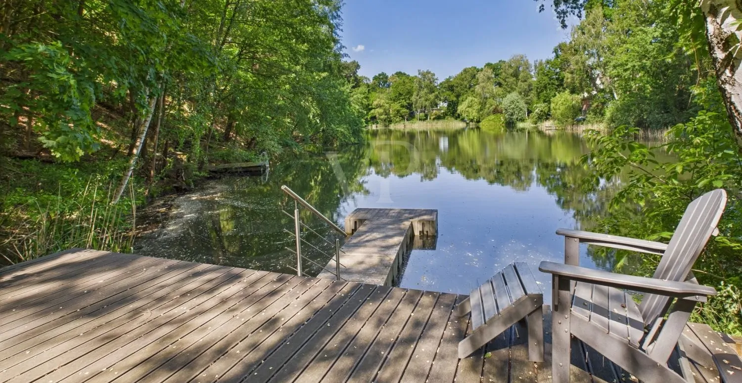 Blick auf den eigenen See