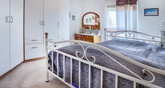 von_poll_real_estate_property_25175009_image_9