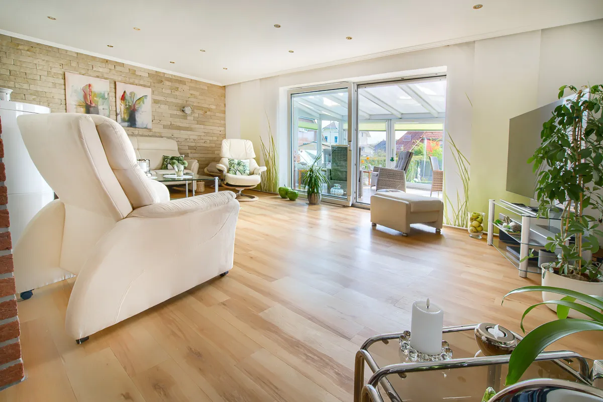 Das helle Wohnzimmer