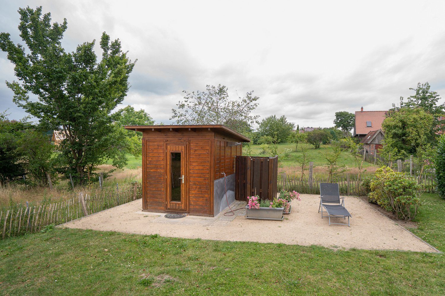 Sauna mit Dusche