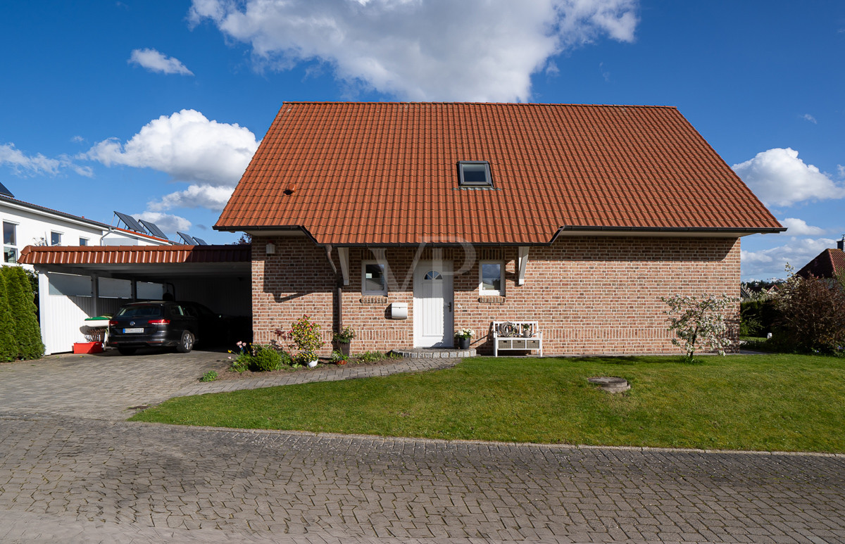 Haus mit Carport