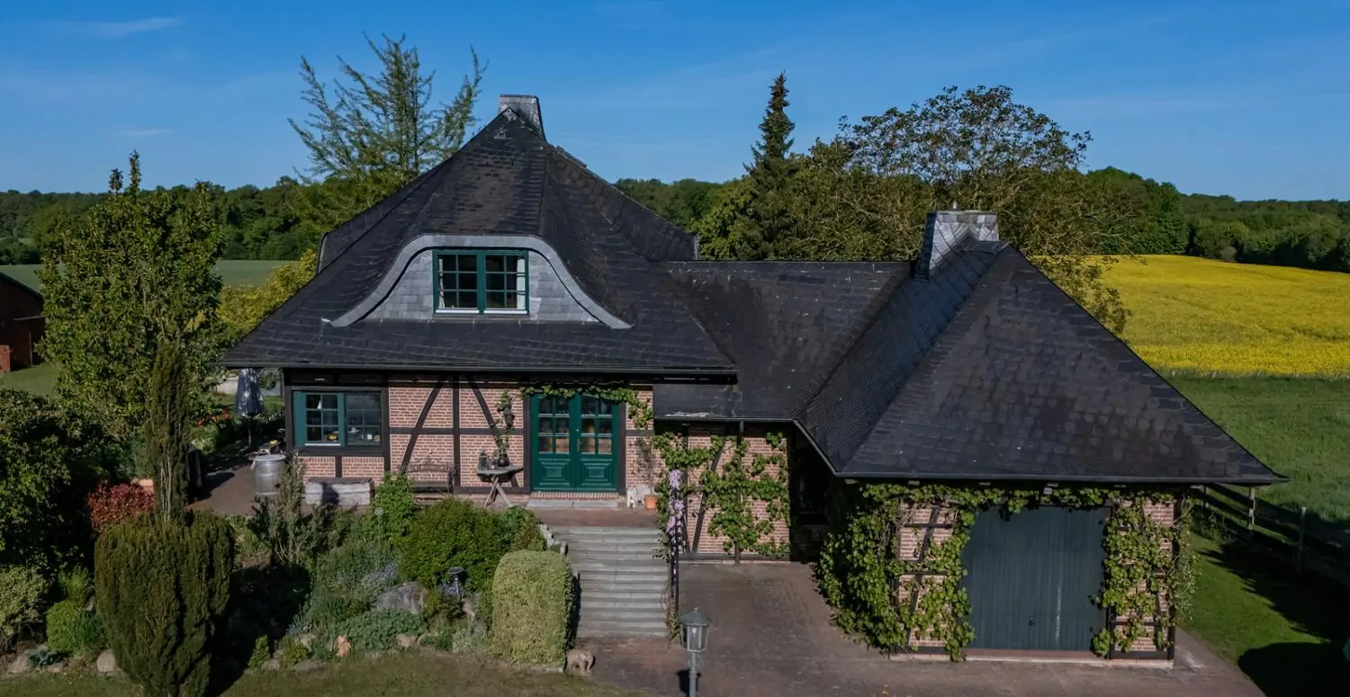 Titelbild Hausansicht 3